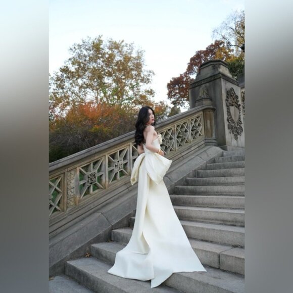 Rachel Gilbert Romy White Gown AU2/US4 - Picture 3 of 16